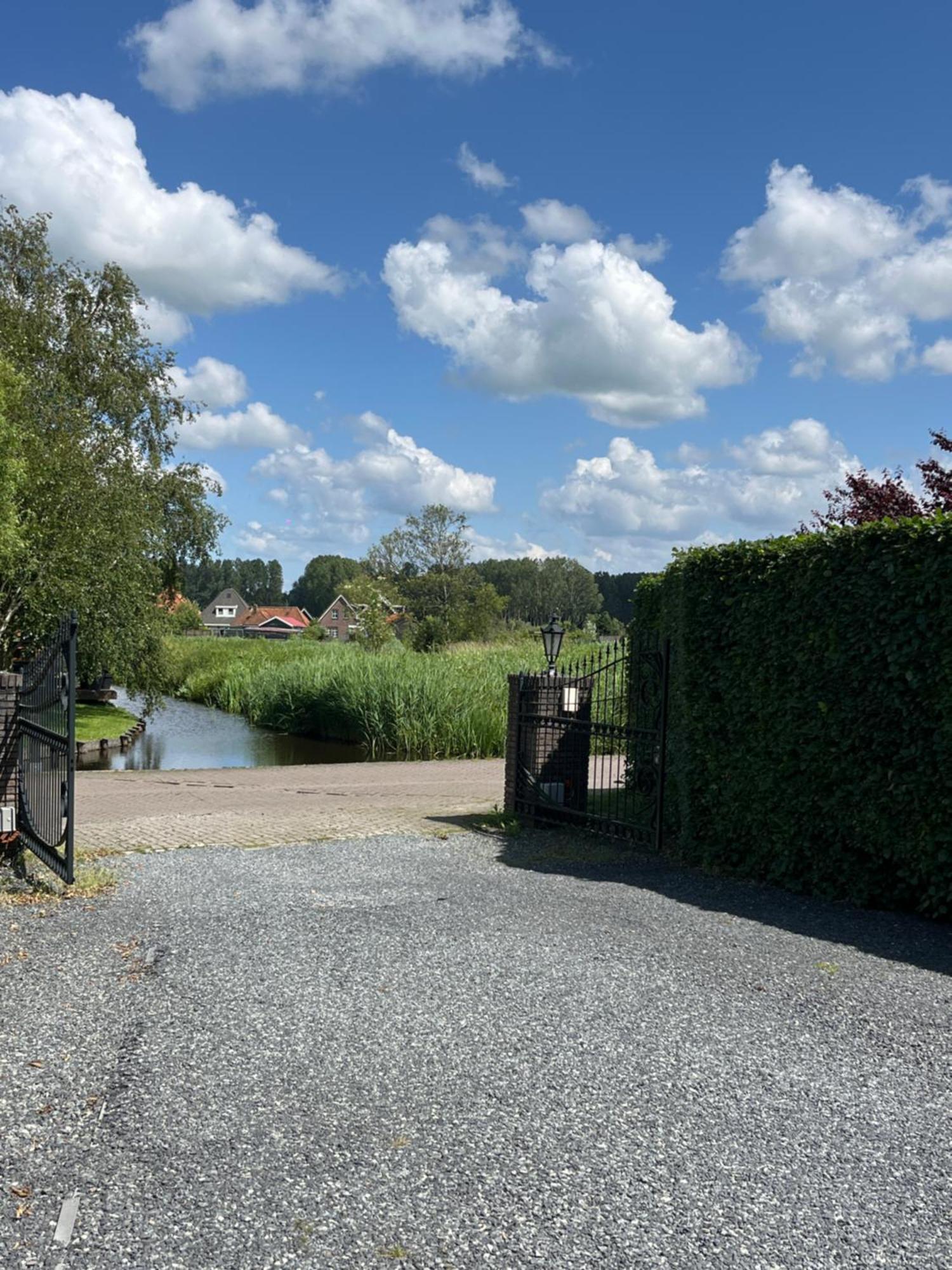 Amsterdam The Stables Vila Oostzaan Exterior foto